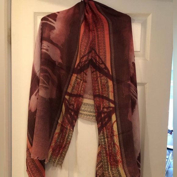 Designer Shawl in Burgandy tones - Picture 2 of 6